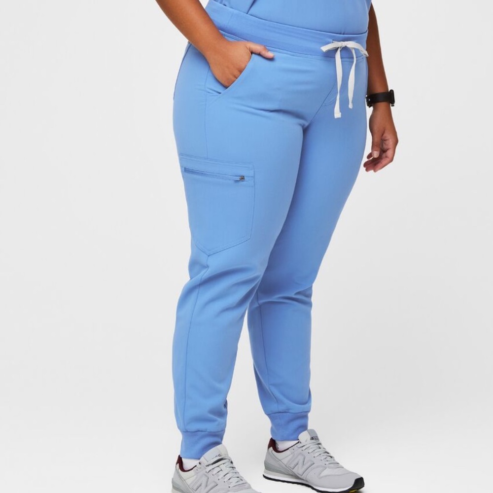 NWT Figs Zamora 2.0 Jogger Scrub Pants Petite
